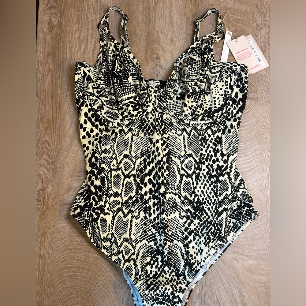 Bravissimo Budapest Snake Print Tummy Control Swimsuit w/Underwire, size 36FF